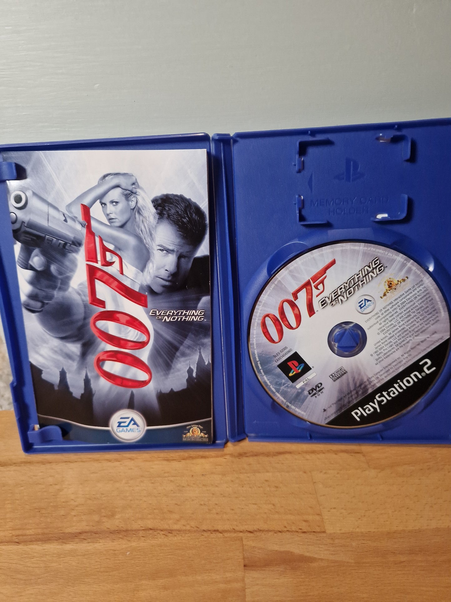 007 Everything Or Nothing PS2