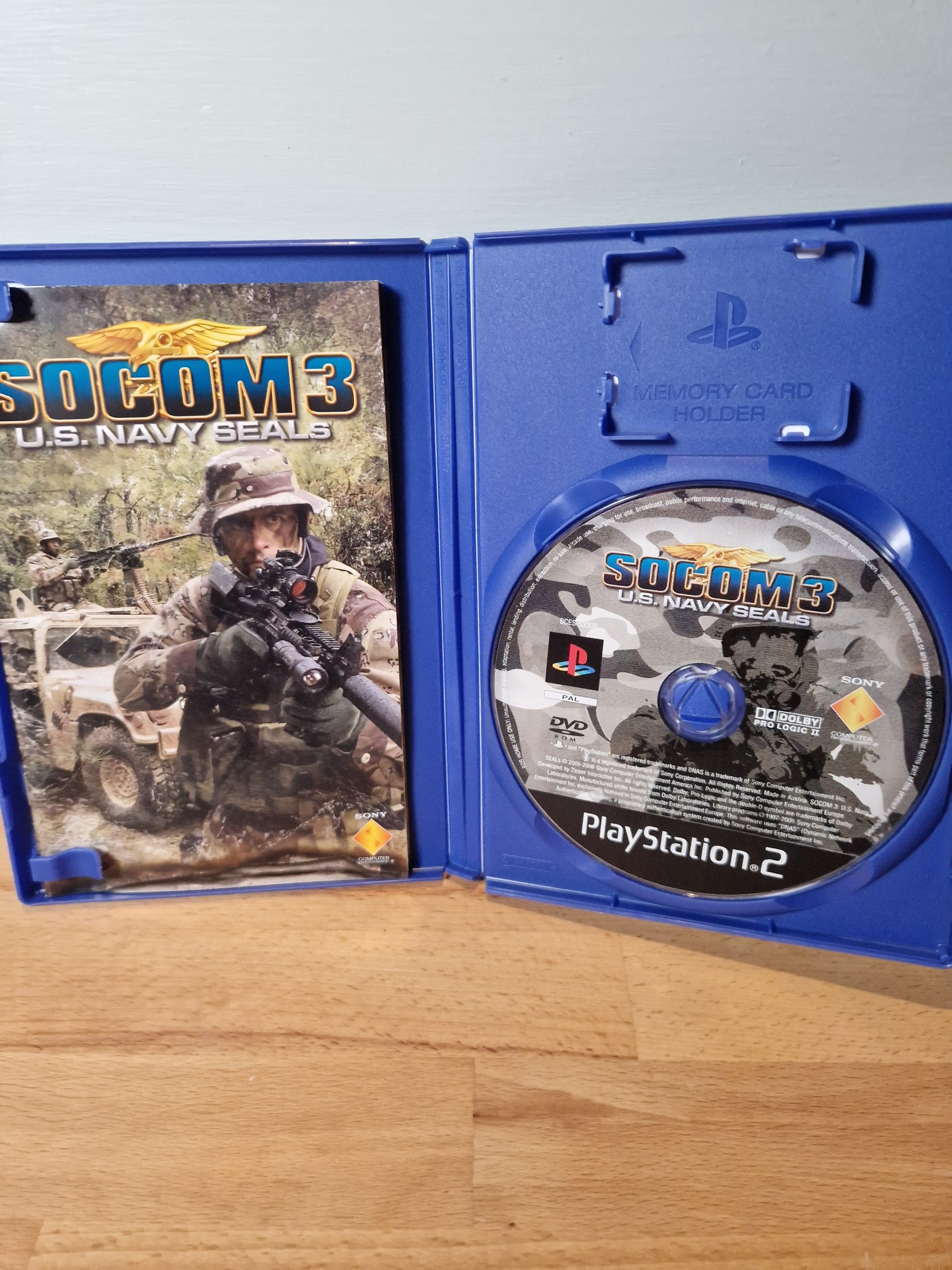 SOCOM 3: U.S. Navy SEALs PS2